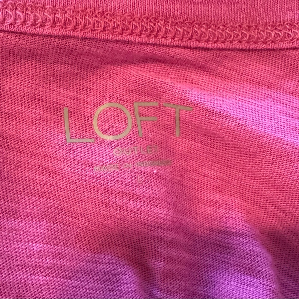 LOFT Outlet Magenta Short Sleeve Tee - Picture 3 of 4